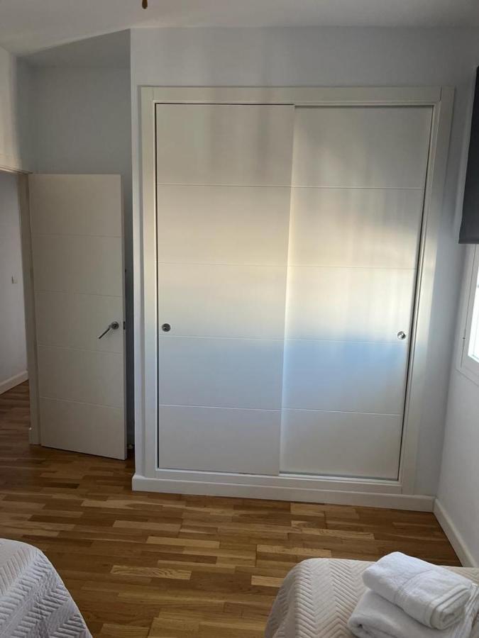 Atico Con Terraza- Solarium Apartment Ecija Luaran gambar